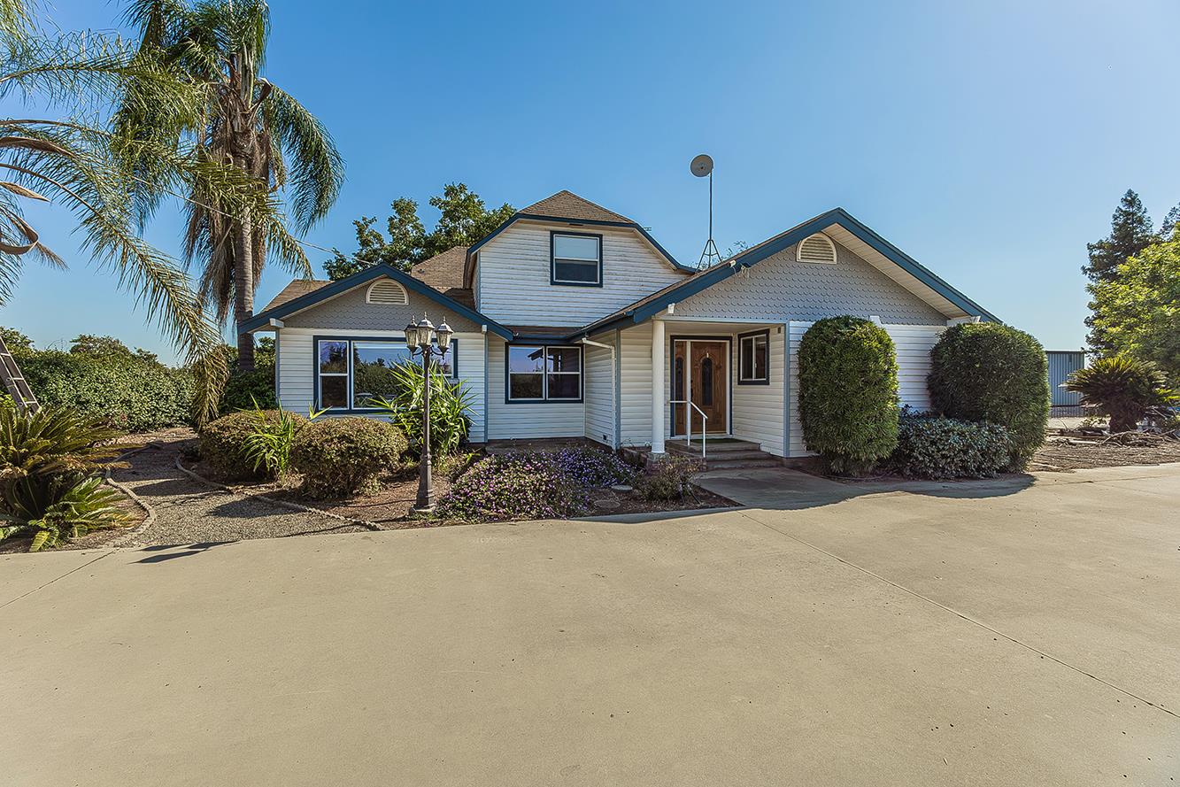 41179 Road 52, Reedley, CA 93654