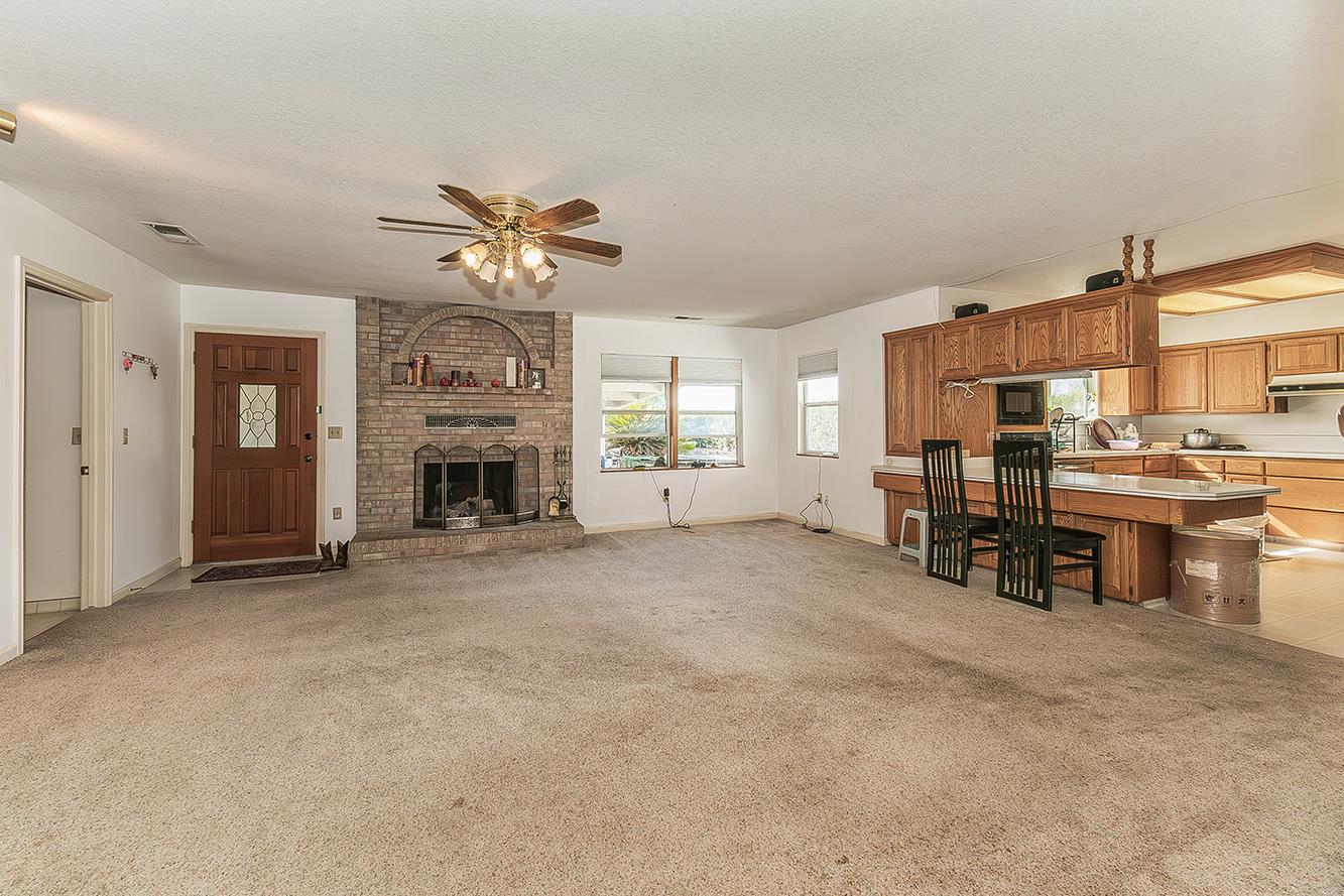 41179 Road 52, Reedley, CA 93654