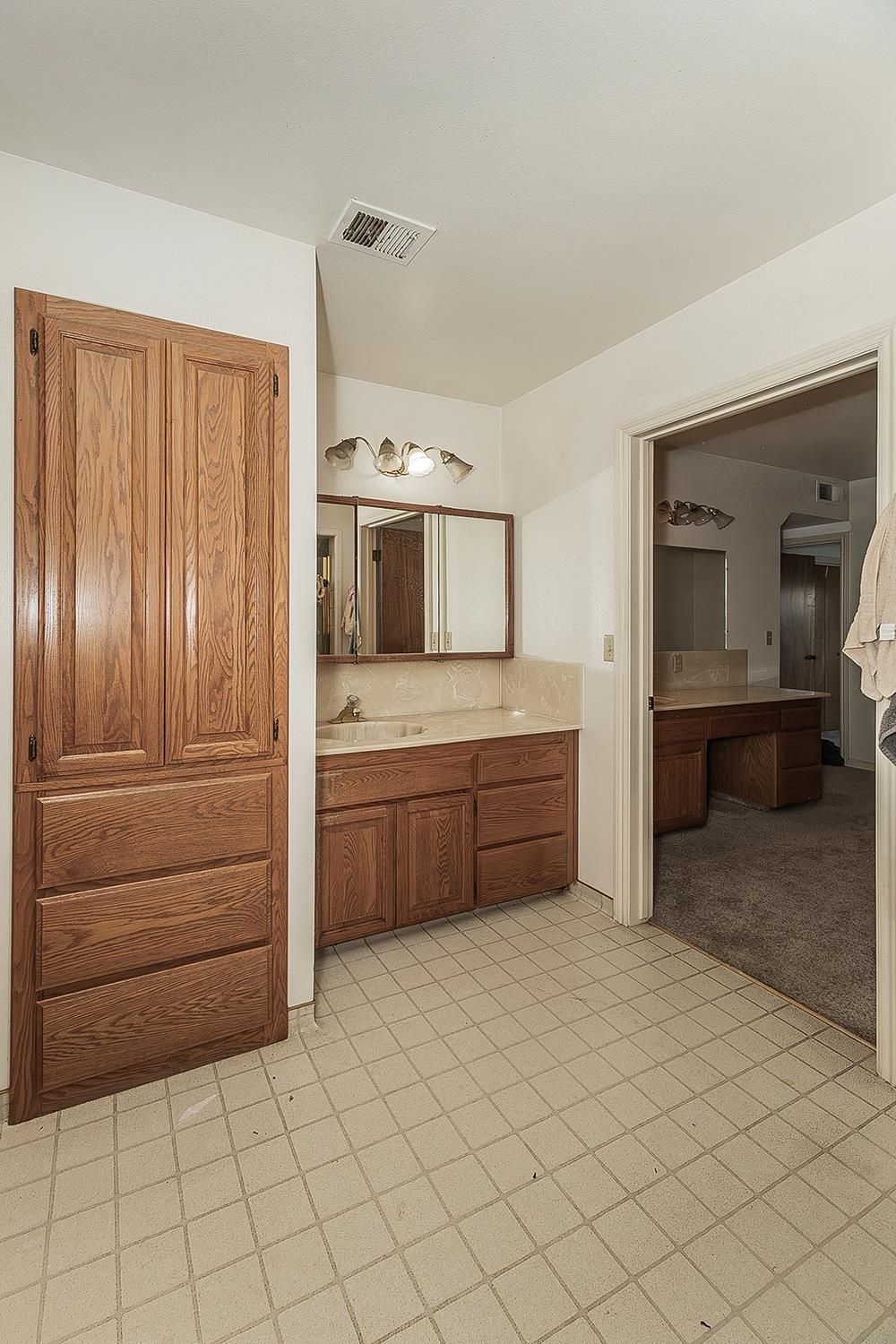 41179 Road 52, Reedley, CA 93654