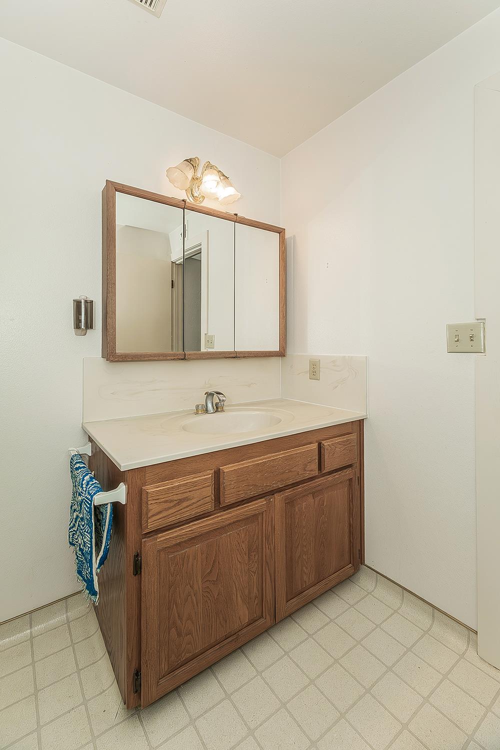 41179 Road 52, Reedley, CA 93654