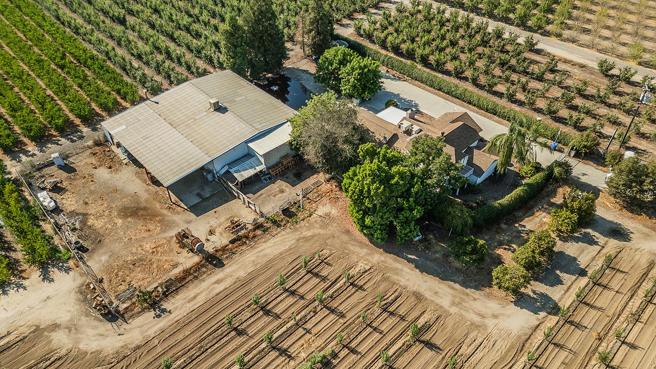 41179 Road 52, Reedley, CA 93654