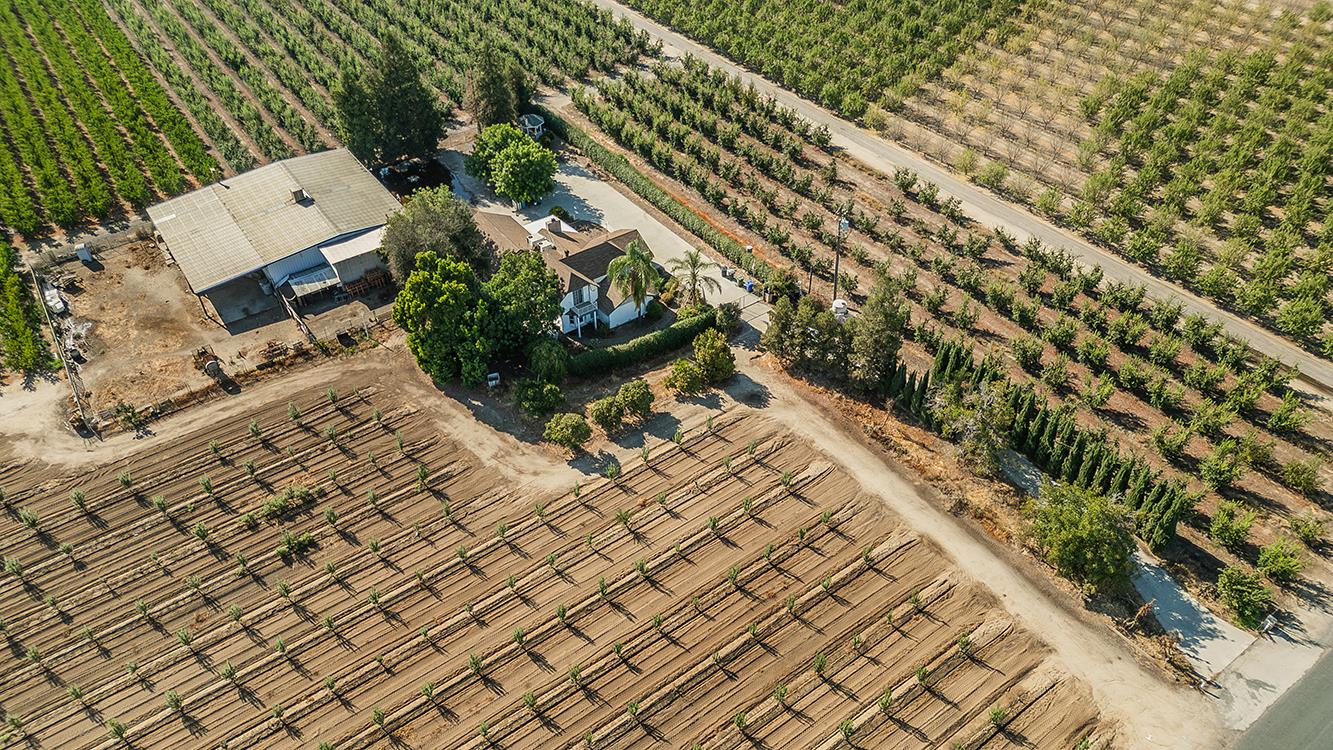 41179 Road 52, Reedley, CA 93654