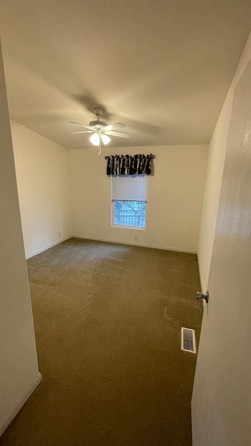 13945 S Academy Ave, Kingsburg, CA 93631