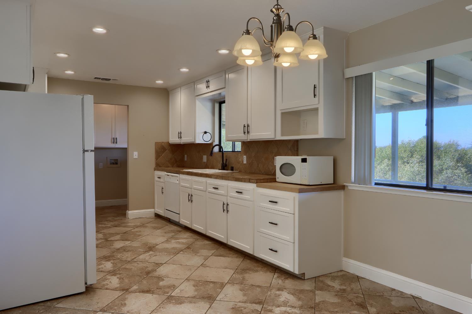 31678 Buck Run Ln, Coarsegold, CA 93614