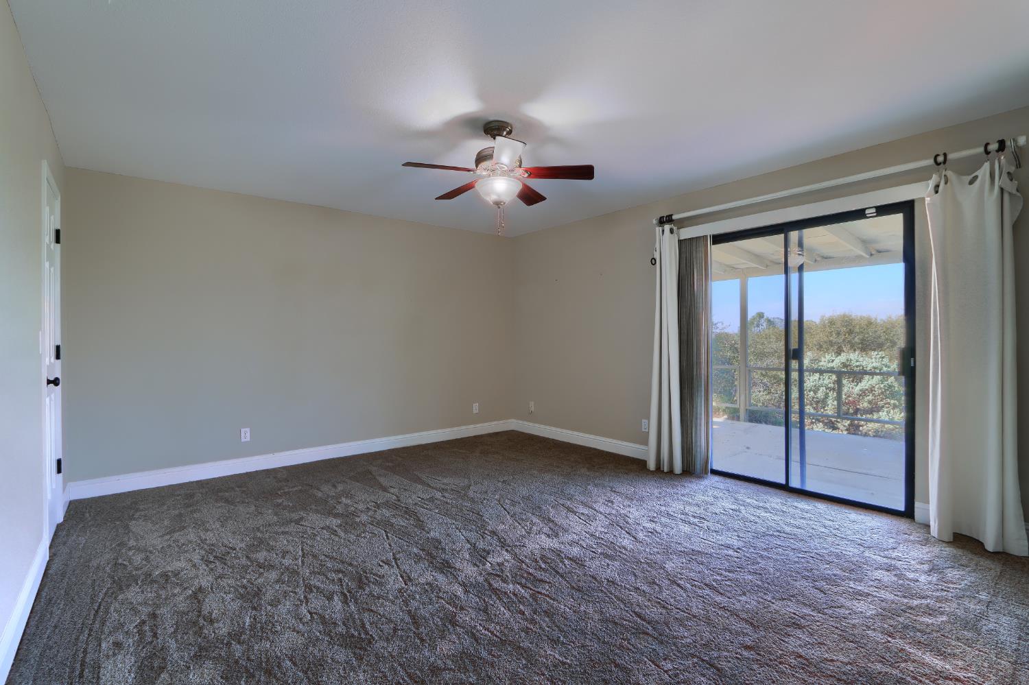 31678 Buck Run Ln, Coarsegold, CA 93614