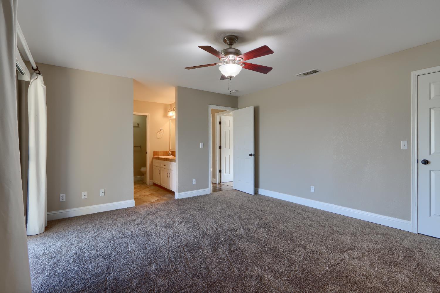 31678 Buck Run Ln, Coarsegold, CA 93614