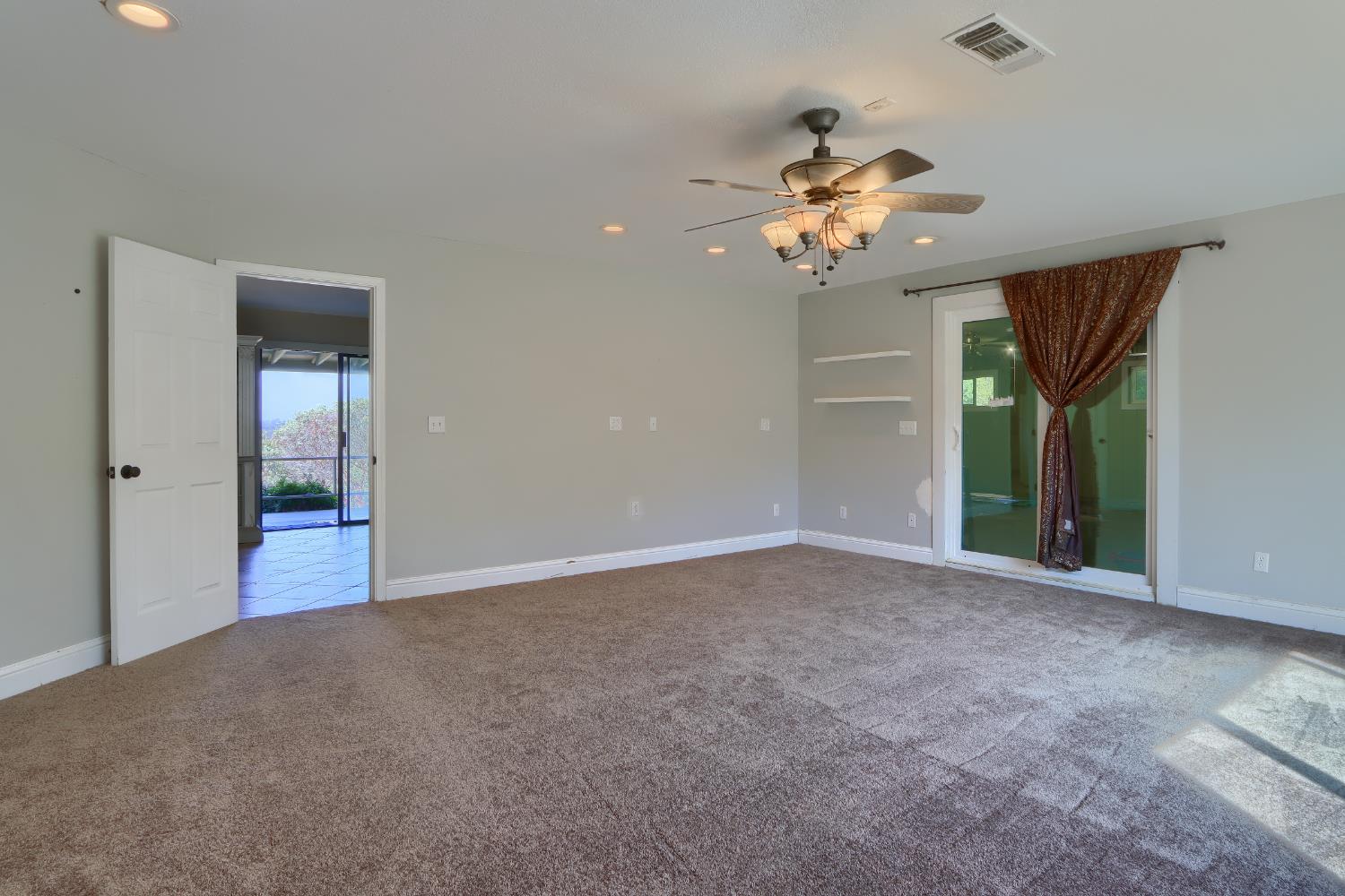 31678 Buck Run Ln, Coarsegold, CA 93614