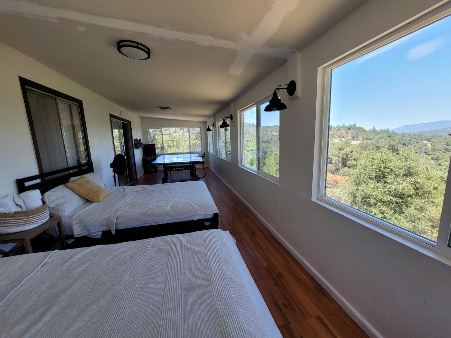 50689 Critter Creek Ln, Oakhurst, CA 93644