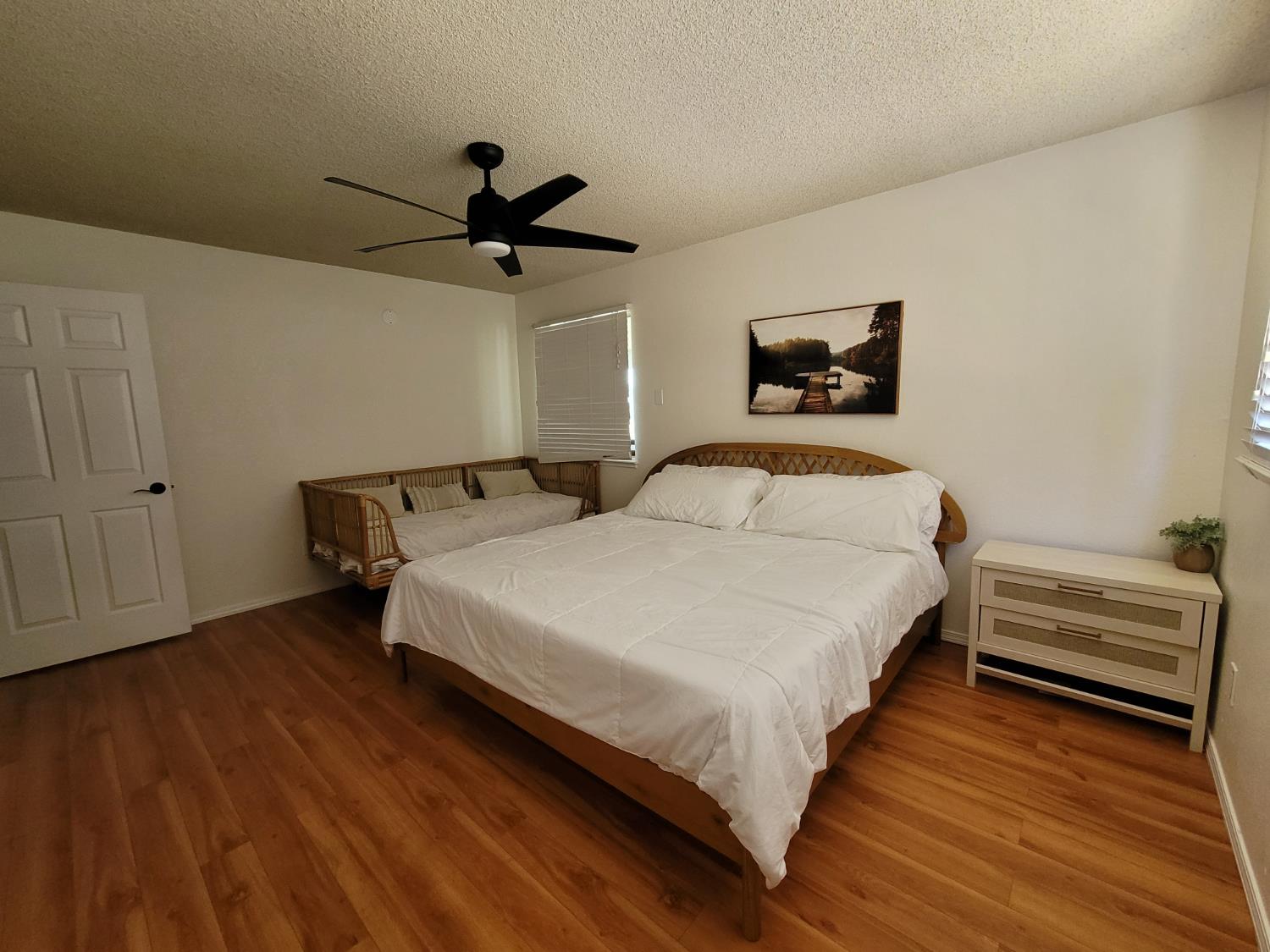 50689 Critter Creek Ln, Oakhurst, CA 93644