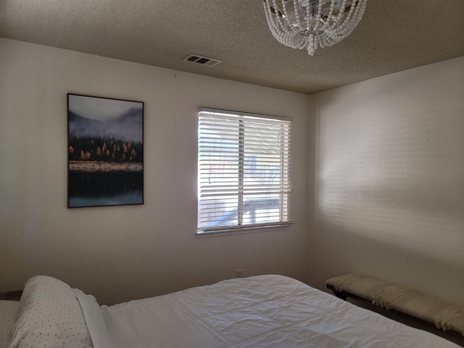 50689 Critter Creek Ln, Oakhurst, CA 93644