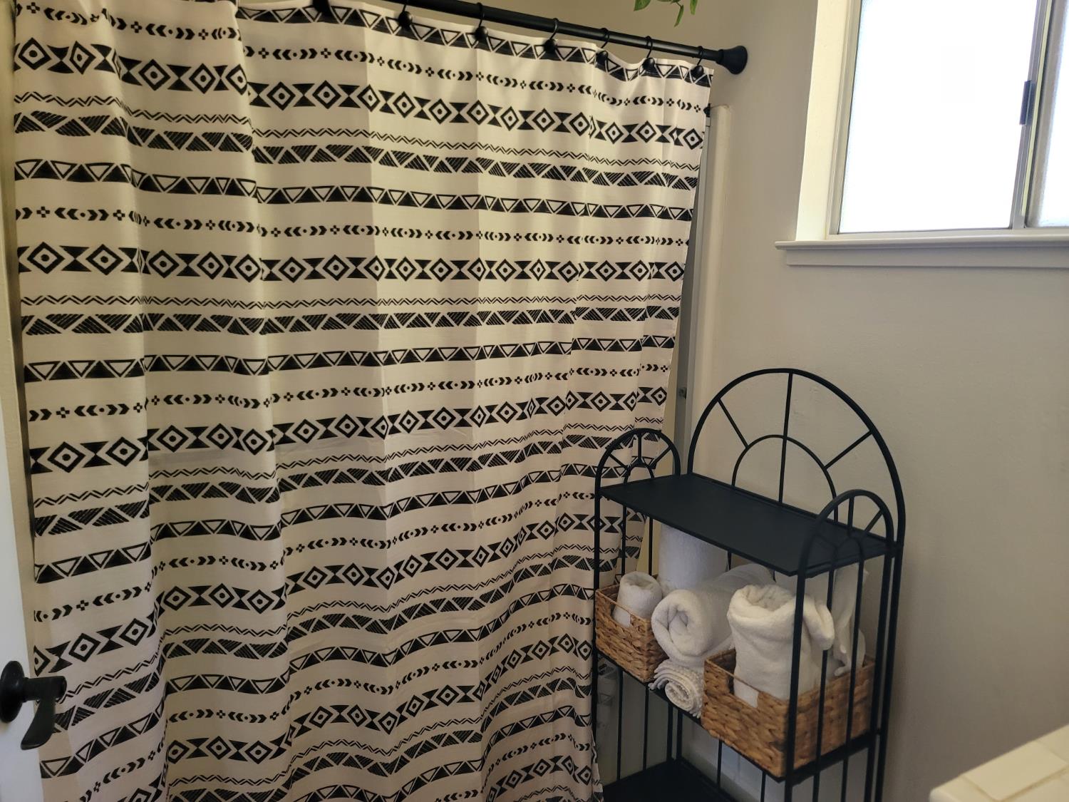 50689 Critter Creek Ln, Oakhurst, CA 93644