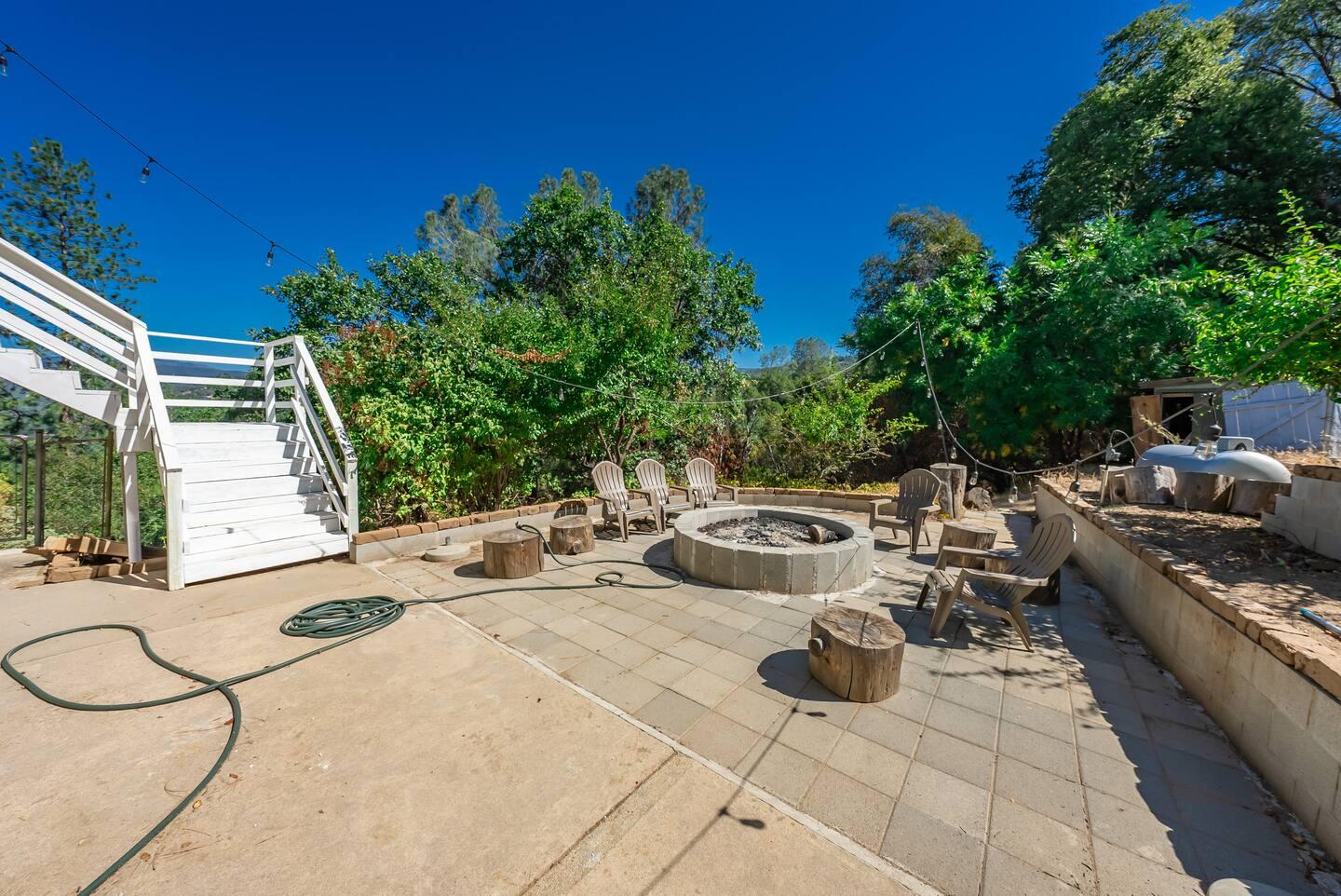 50689 Critter Creek Ln, Oakhurst, CA 93644