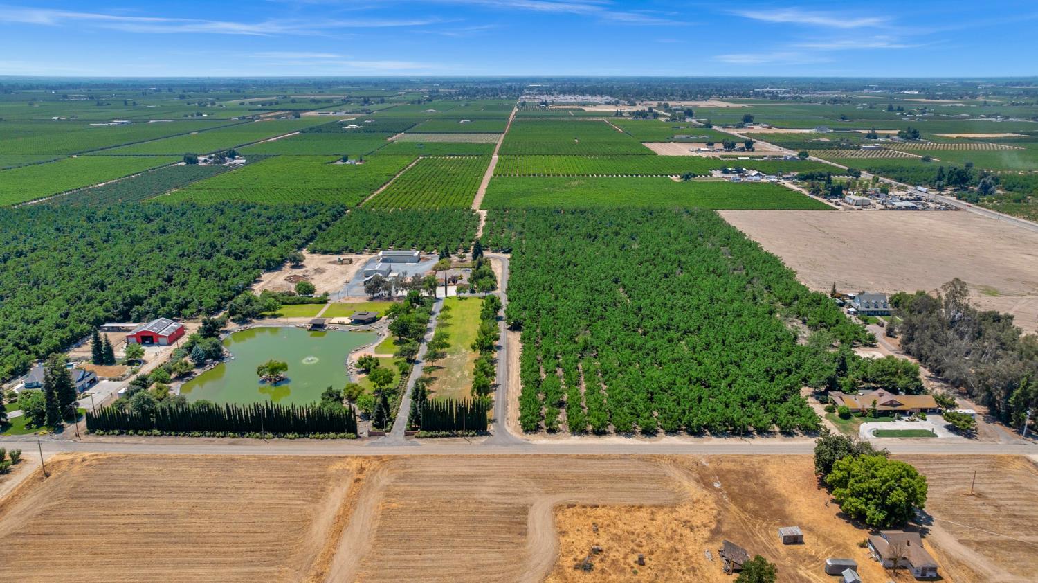13715 E Nebraska, Kingsburg, CA 93631