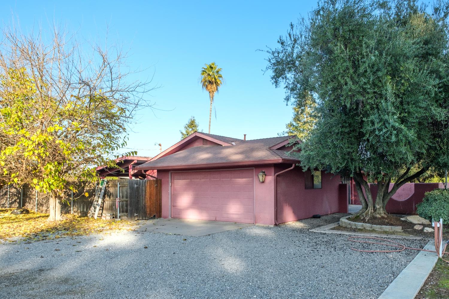 19282 E South Ave, Reedley, CA 93654