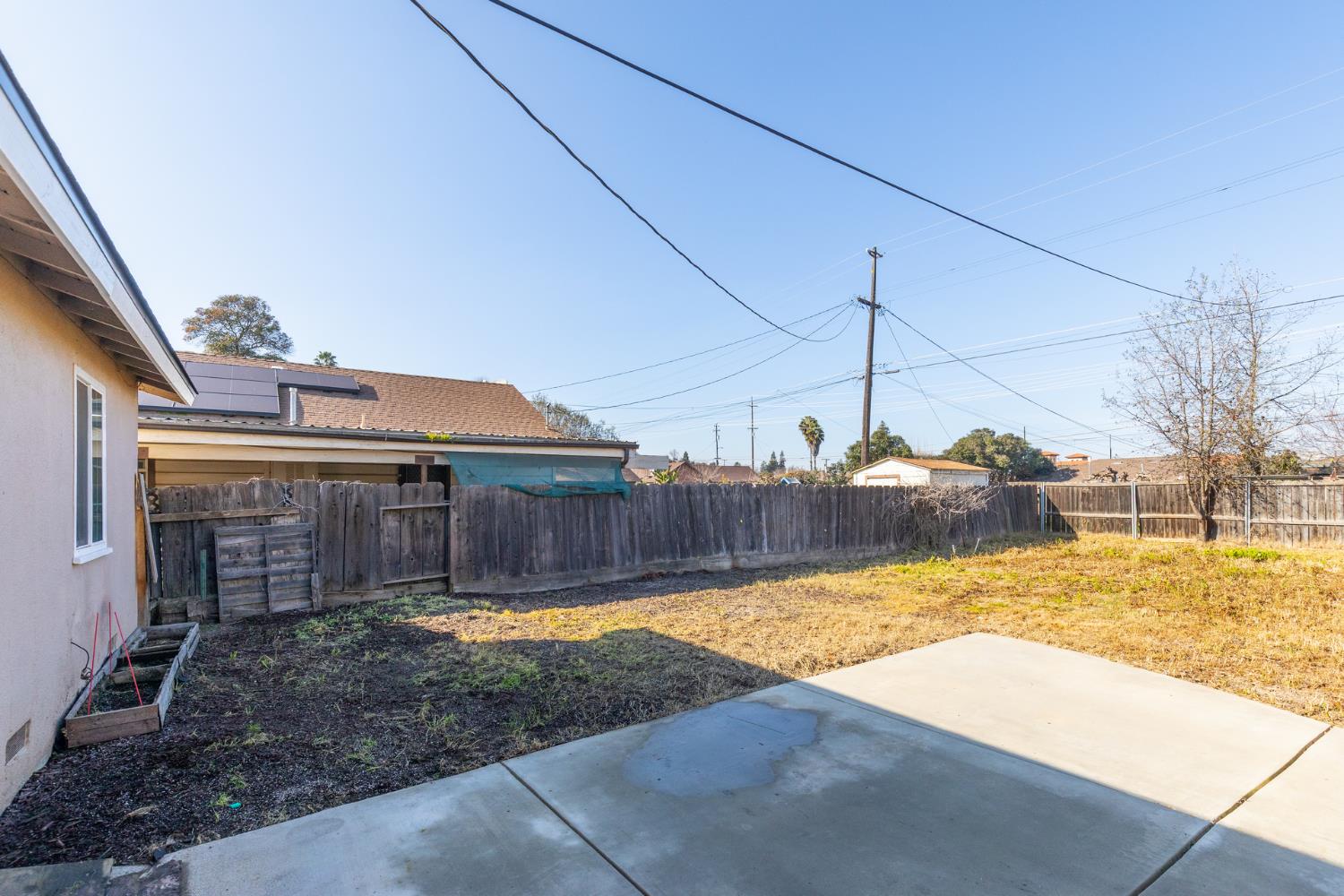 266 E Linden Ave, Reedley, CA 93654