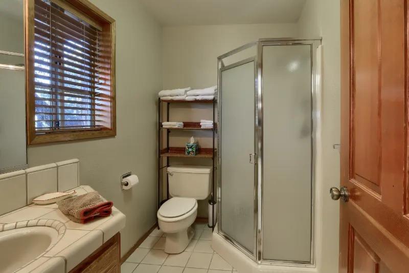 38830 Road 274, Bass Lake, CA 93604