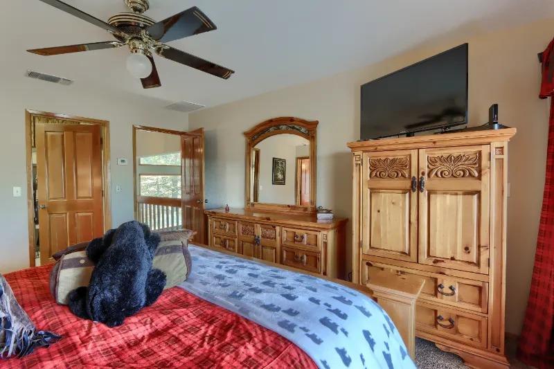 38830 Road 274, Bass Lake, CA 93604