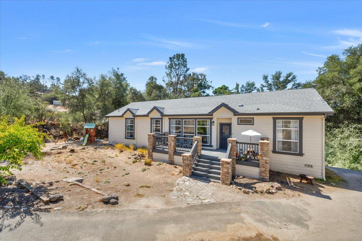 41391 Long Hollow Ln, Coarsegold, CA 93614