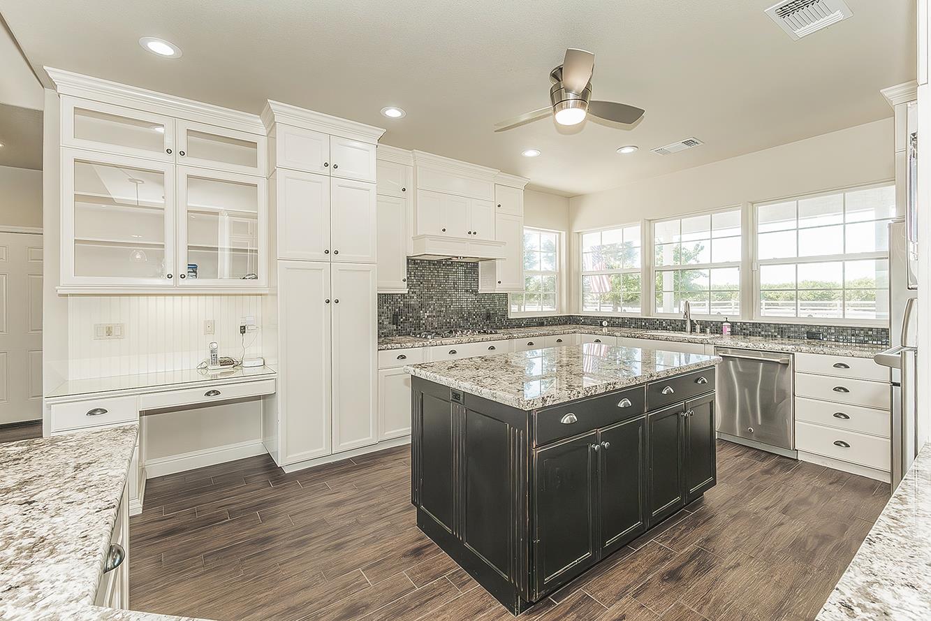 4350 Navelencia Ave, Reedley, CA 93654