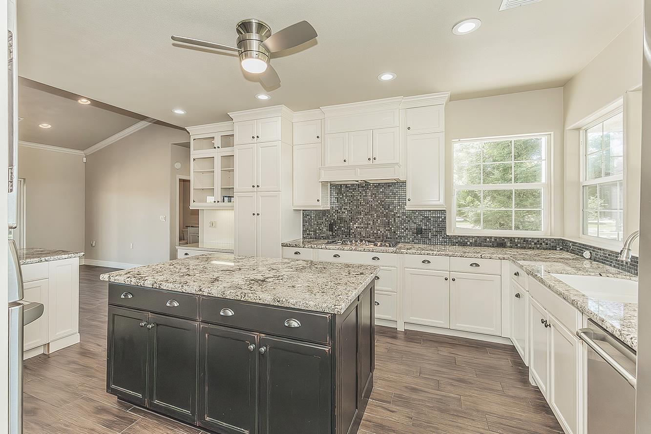 4350 Navelencia Ave, Reedley, CA 93654