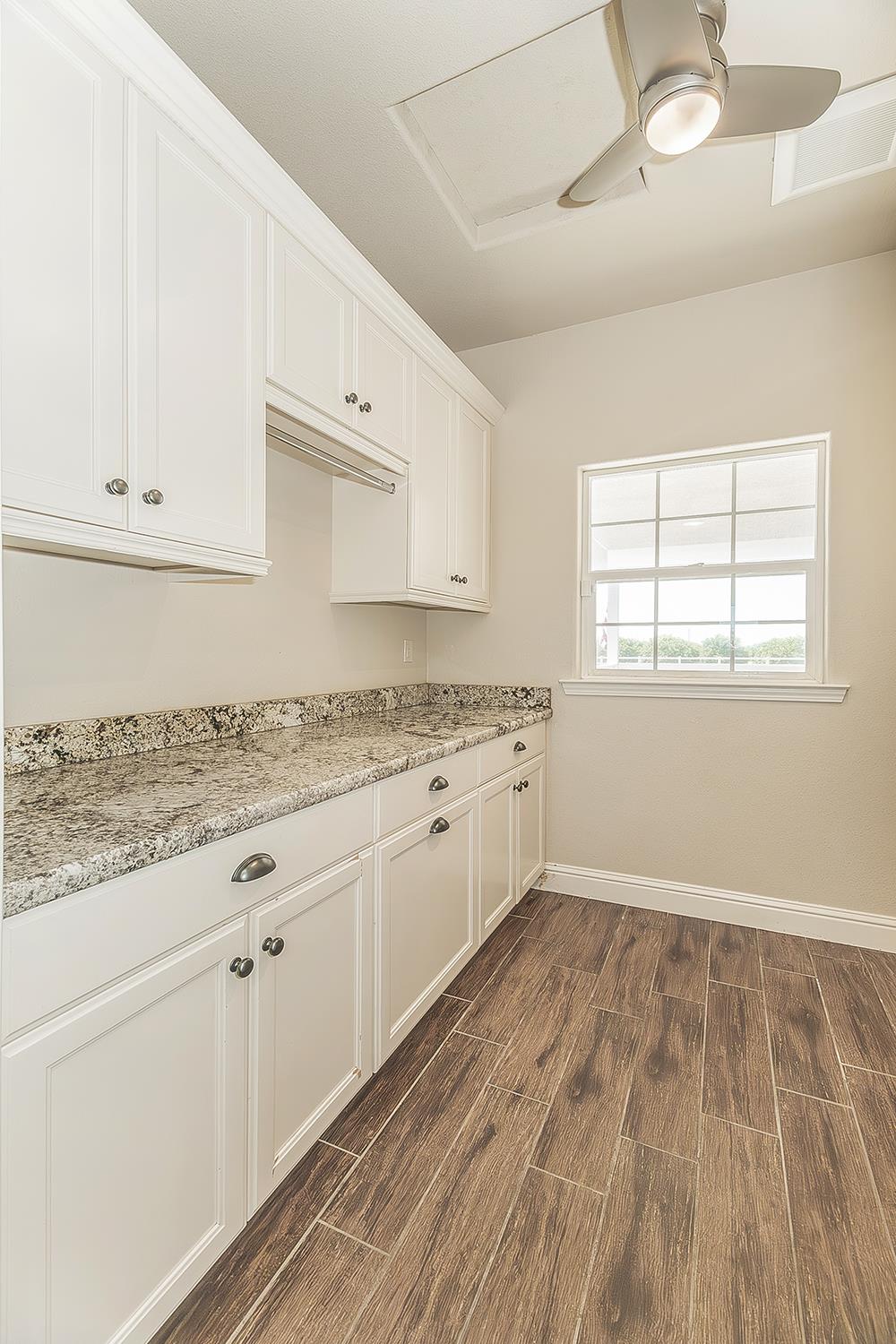 4350 Navelencia Ave, Reedley, CA 93654