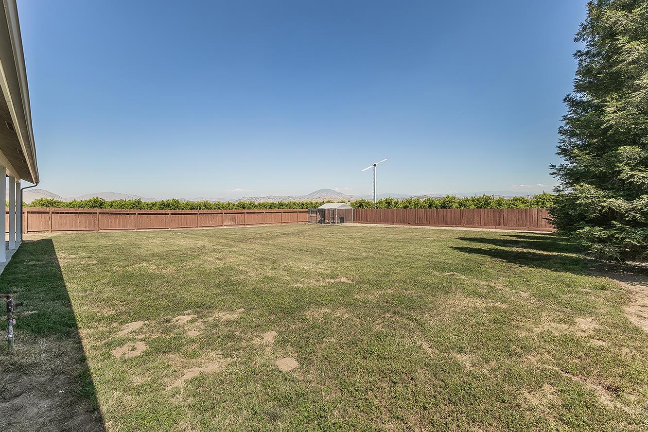 4350 Navelencia Ave, Reedley, CA 93654