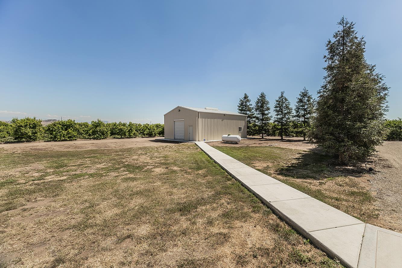 4350 Navelencia Ave, Reedley, CA 93654