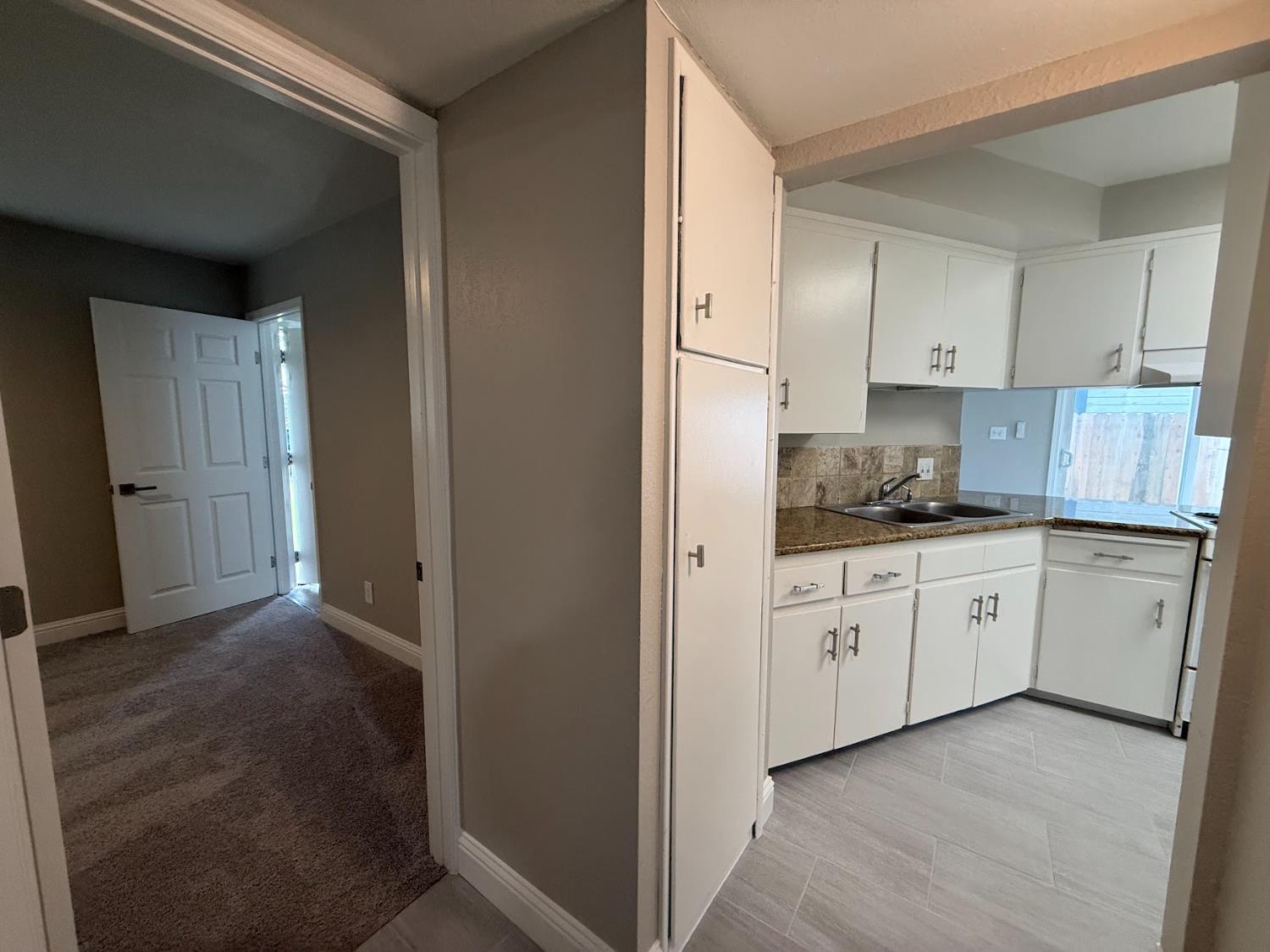 1205 F St, Reedley, CA 93654