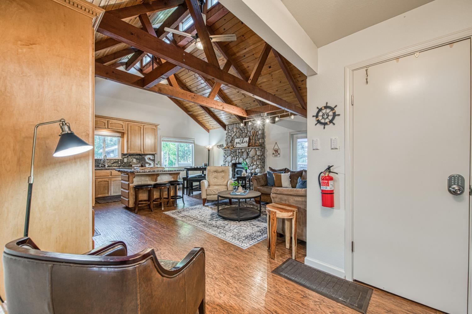 37748 Marina View Drive, Bass Lake, CA 93604