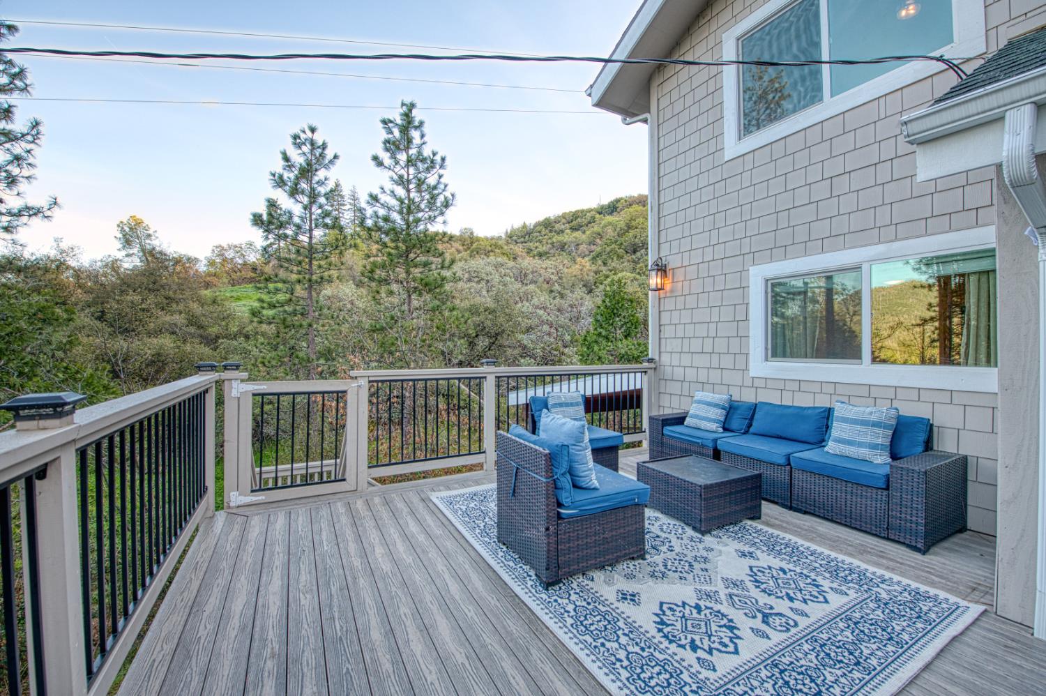 37748 Marina View Drive, Bass Lake, CA 93604