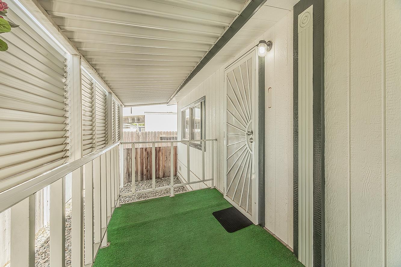 1551 6th Ave #35, Kingsburg, CA 93631