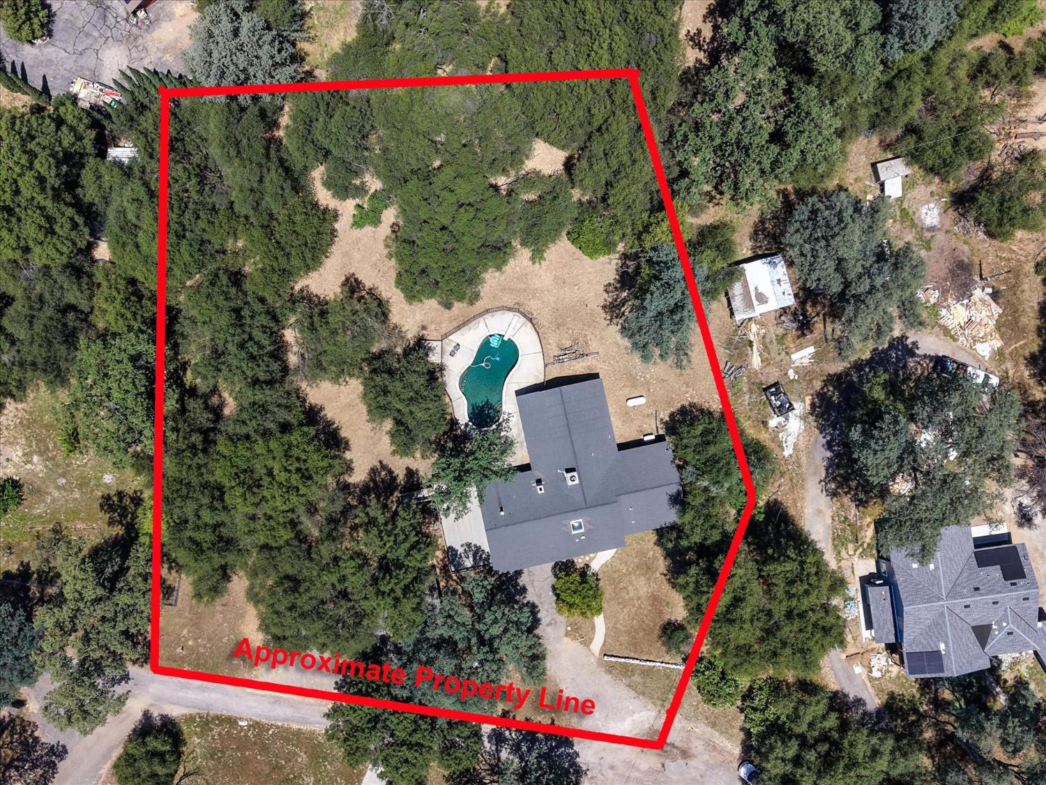 49020 Manzanita Rd, Oakhurst, CA 93644