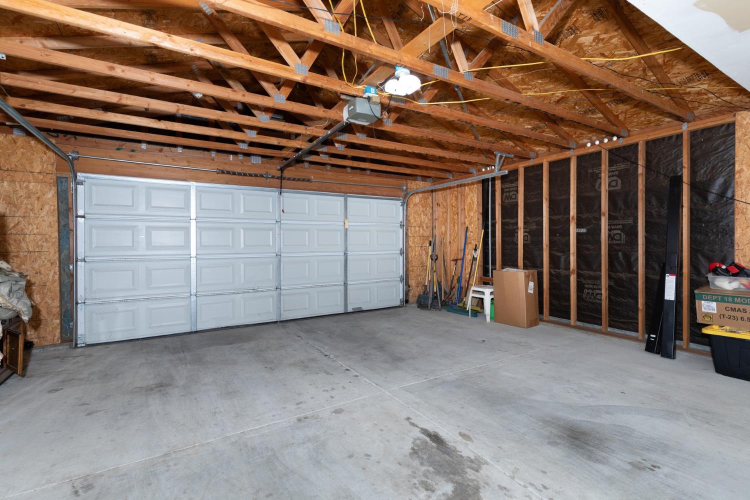 366 N Perry Ave, Dinuba, CA 93618